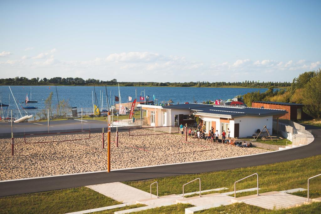 All-On-Sea Camp & Sport Resort Leipzig Am Schladitzer See Rackwitz Luaran gambar